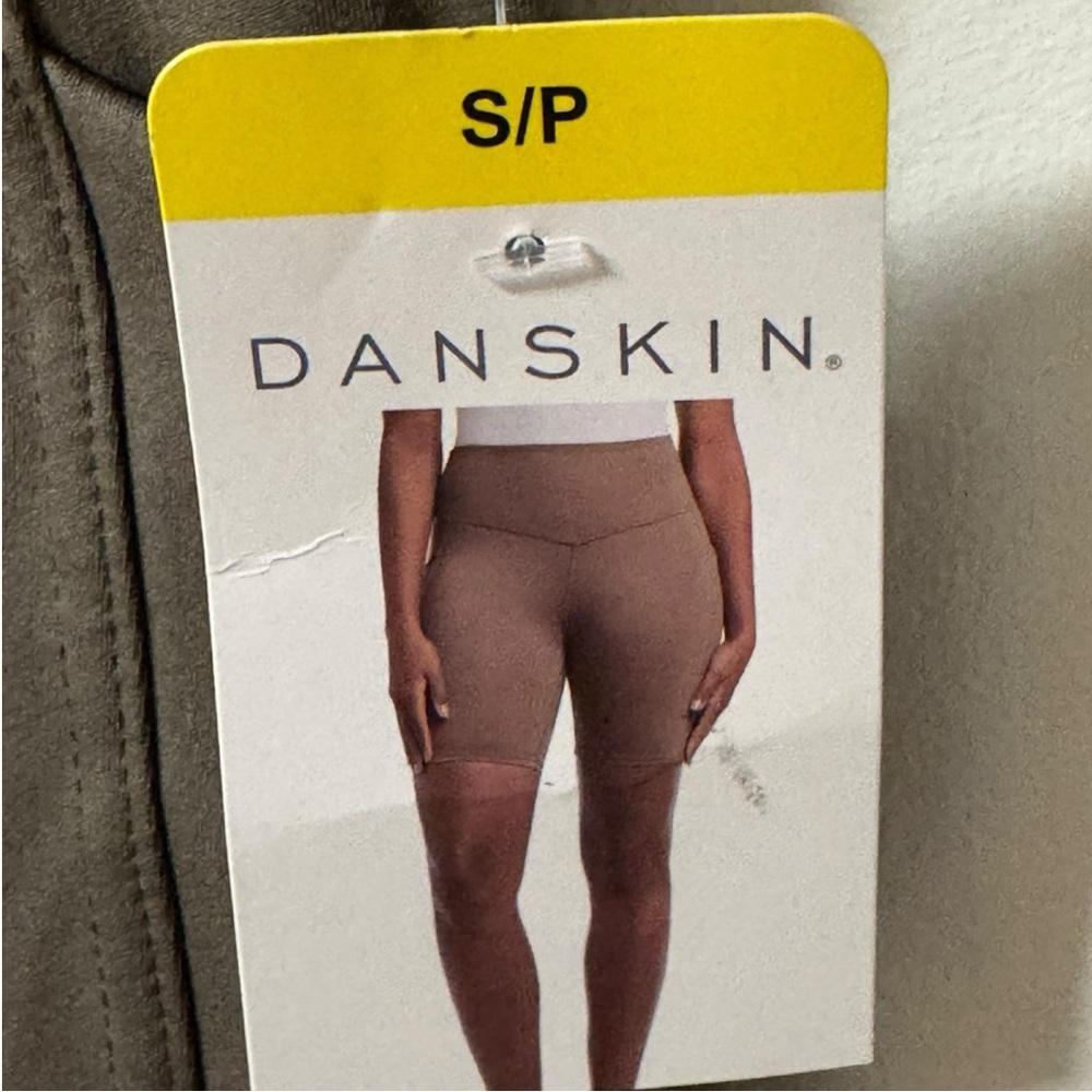Danskin High Rise Bike Shorts Women’s Small Athletic Workout Fitness Pockets - Picture 7 of 13
